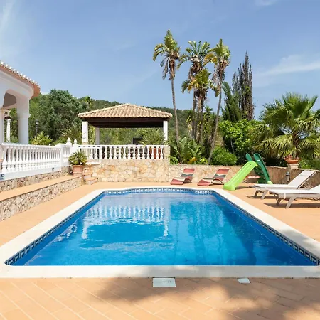 Mia - Luxury Near Loule Almancil